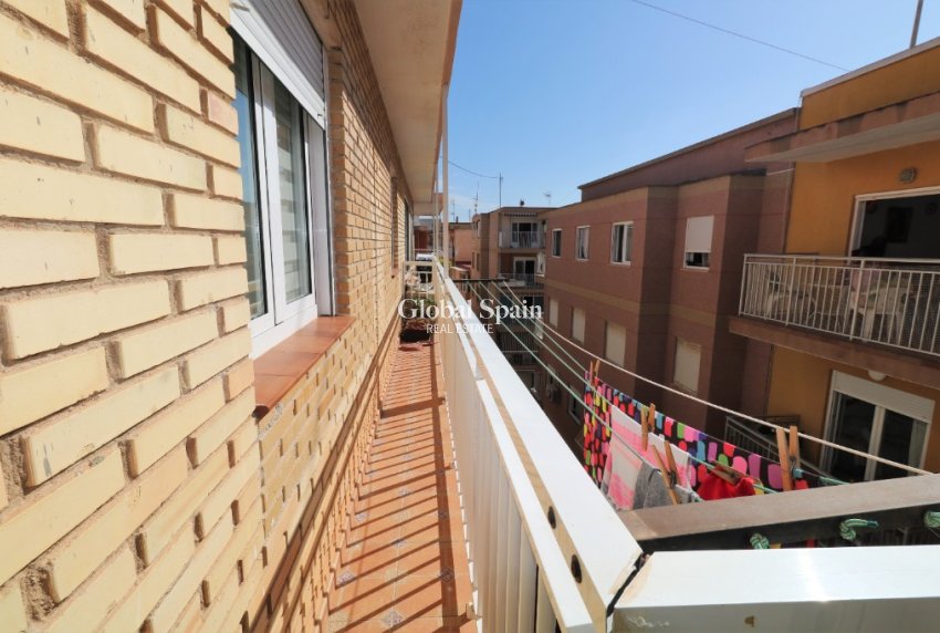 Wederverkoop - Appartement -
TORREVIEJA - Torrevieja