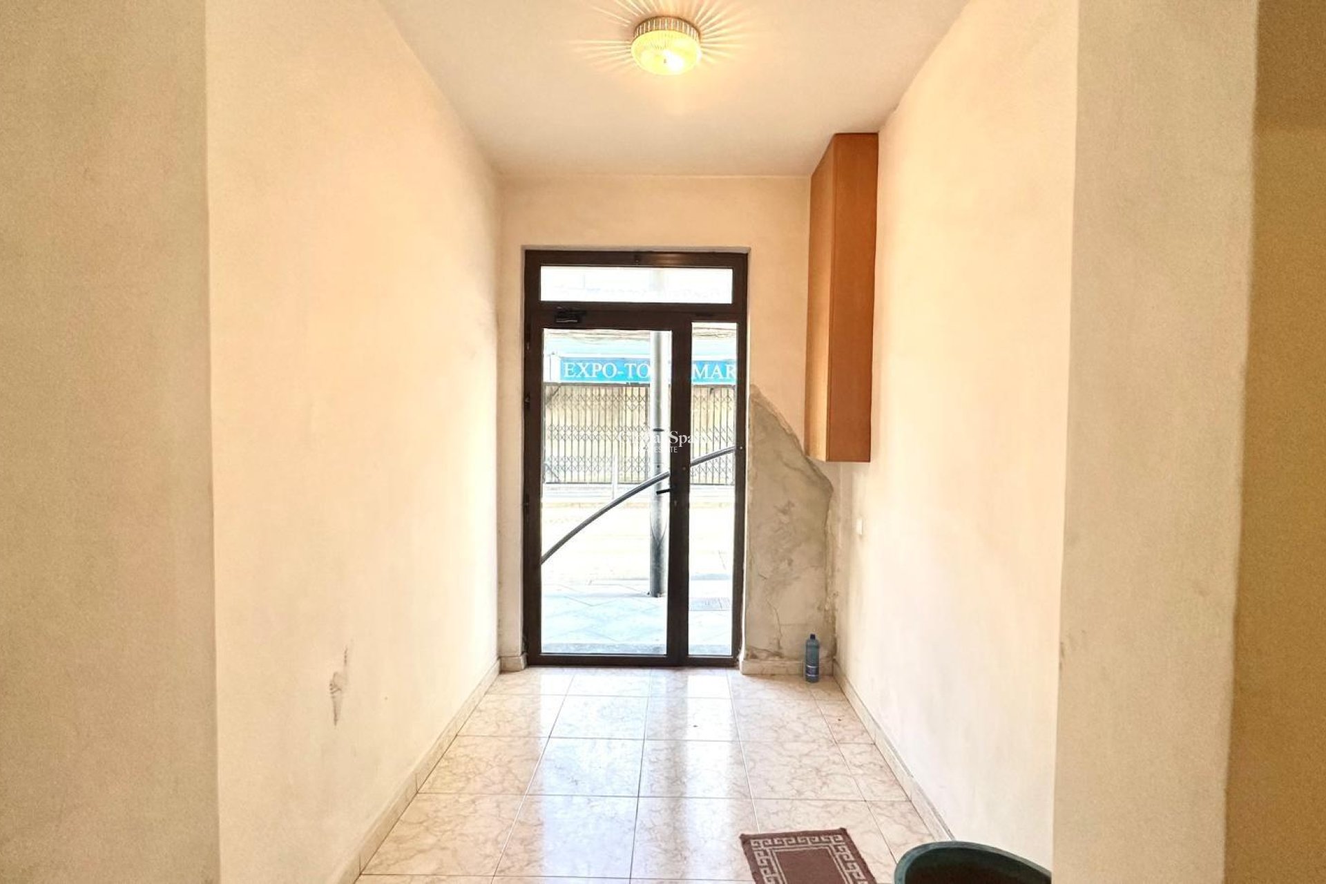 Wederverkoop - APPARTEMENT -
TORREVIEJA - Torrevieja