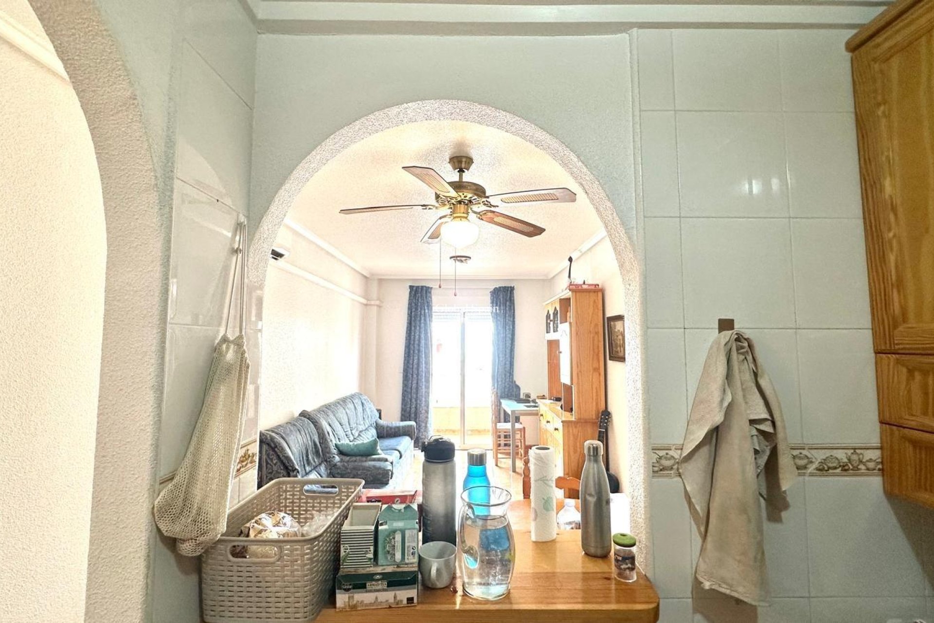 Wederverkoop - APPARTEMENT -
TORREVIEJA - Torrevieja