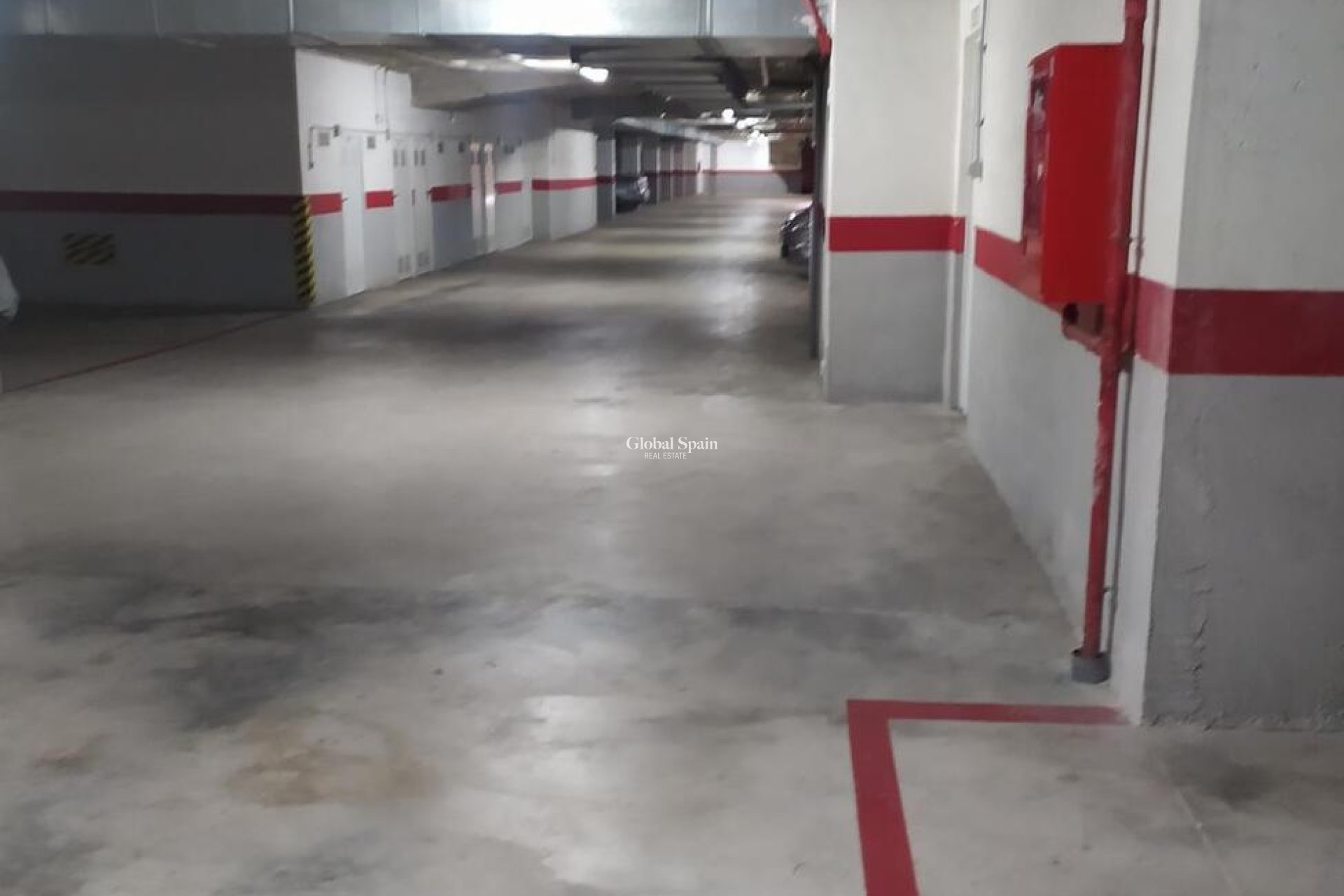 Wederverkoop - APPARTEMENT -
TORREVIEJA - Torrevieja