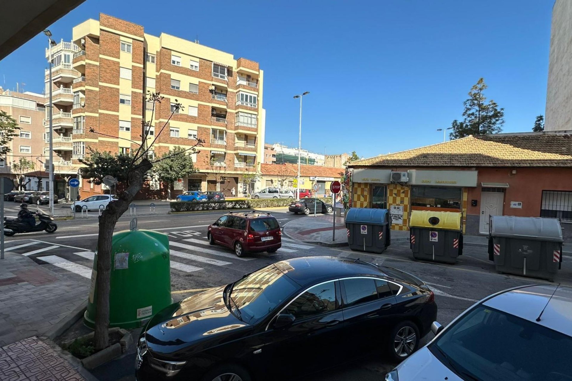 Wederverkoop - APPARTEMENT -
TORREVIEJA - Torrevieja