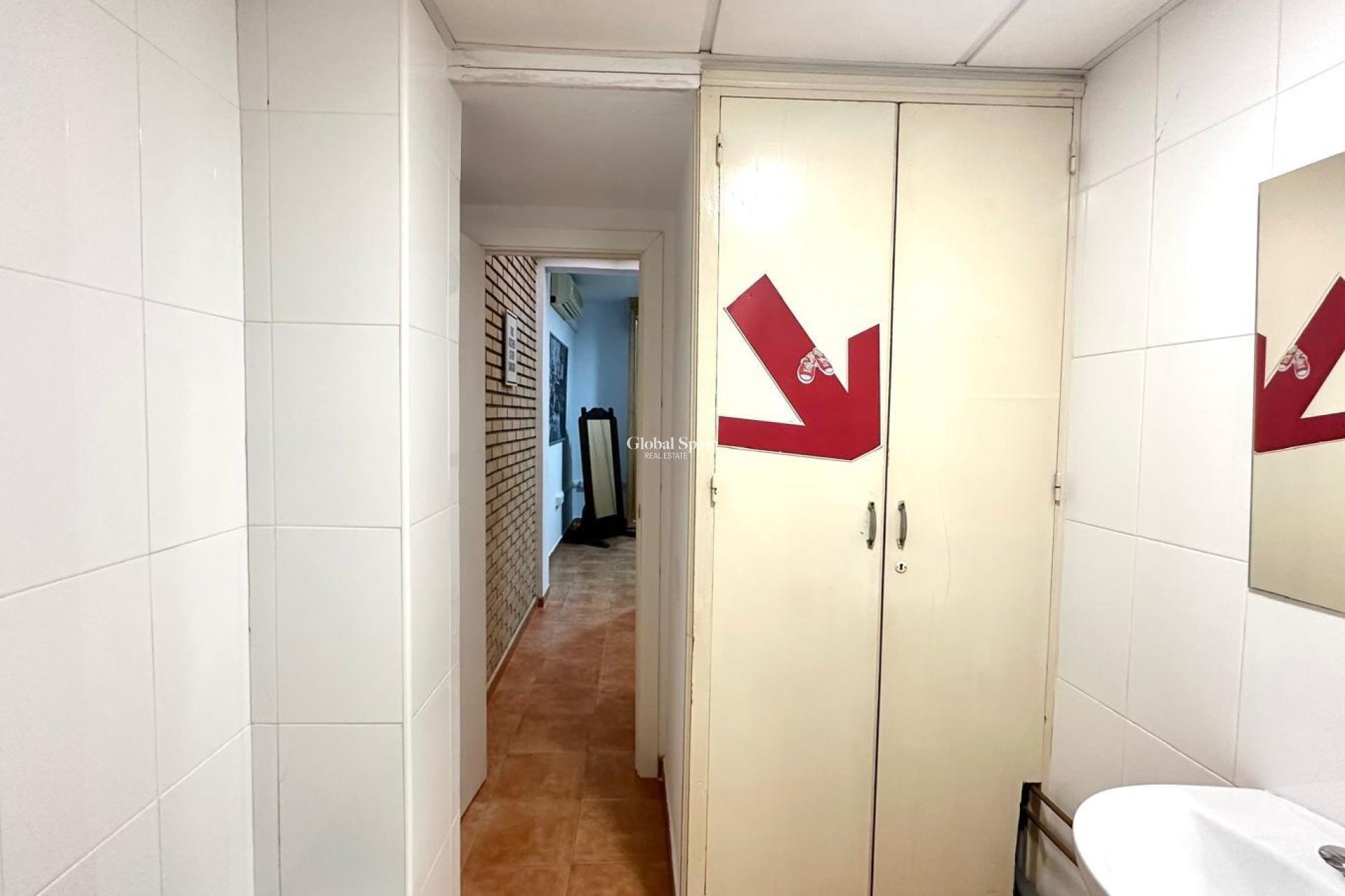 Wederverkoop - APPARTEMENT -
TORREVIEJA - Torrevieja