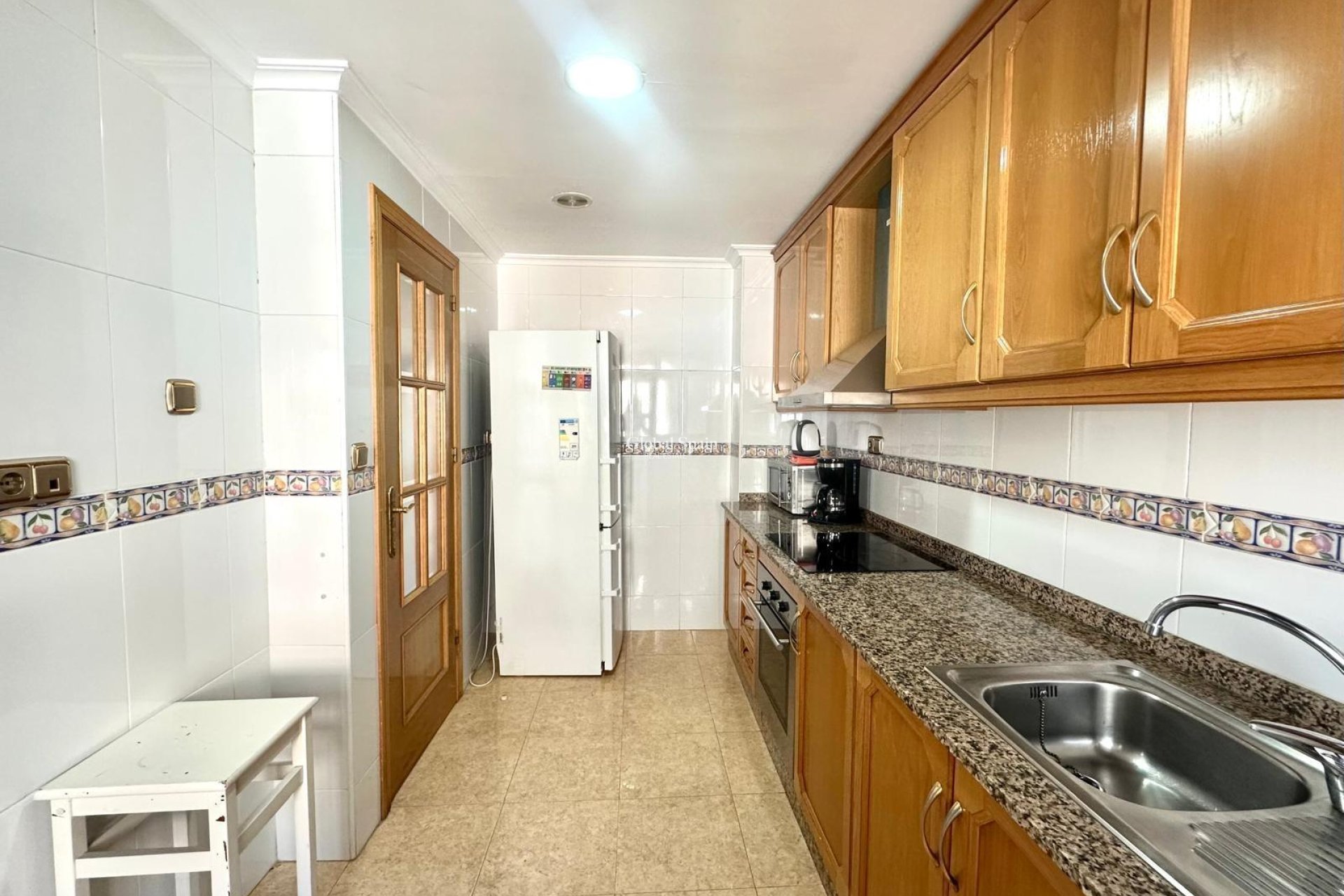 Wederverkoop - APPARTEMENT -
TORREVIEJA - Torrevieja