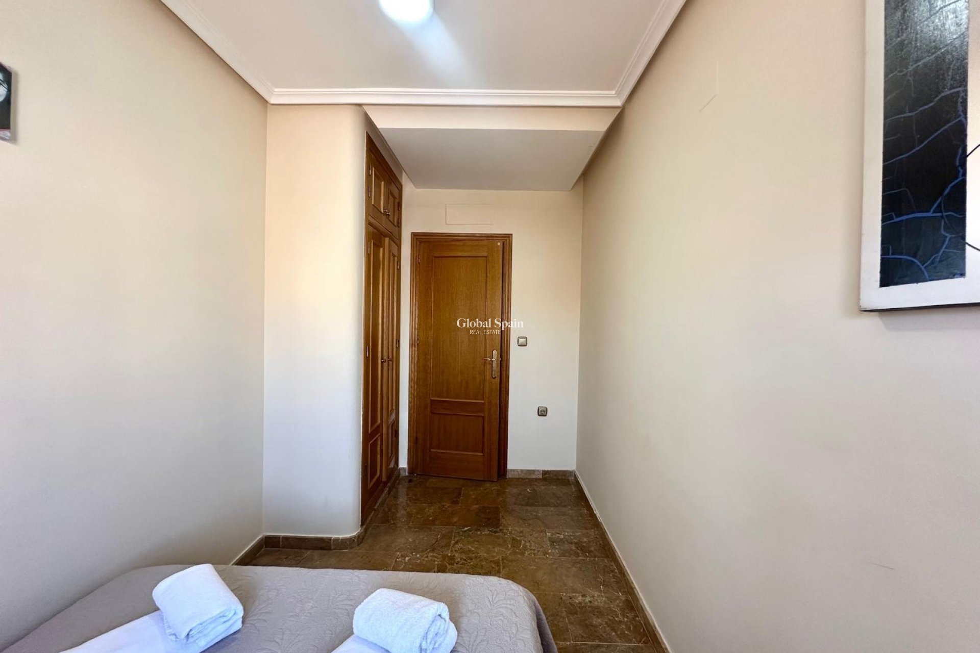 Wederverkoop - APPARTEMENT -
TORREVIEJA - Torrevieja