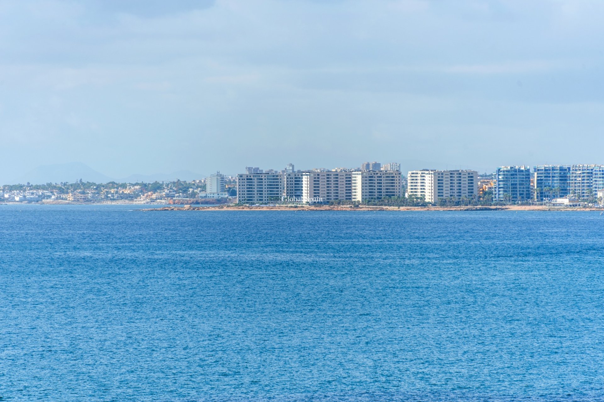 Wederverkoop - APPARTEMENT -
TORREVIEJA - Torrevieja