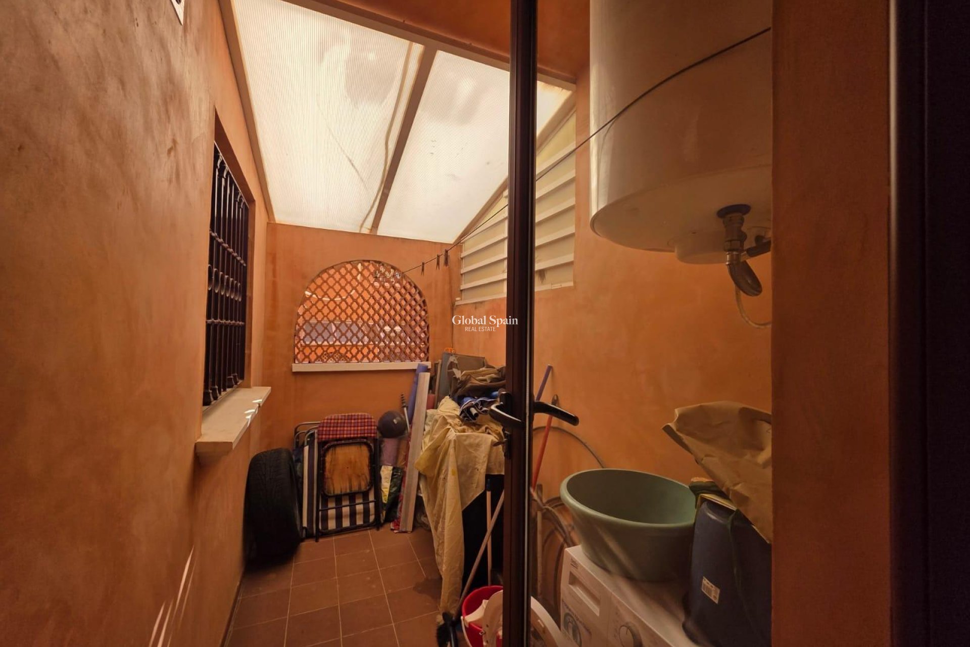 Wederverkoop - APPARTEMENT -
TORREVIEJA - Zona Los Frutales