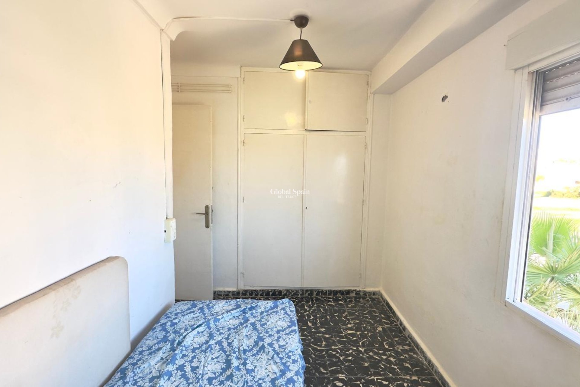 Wederverkoop - APPARTEMENT -
TORREVIEJA - Zona Los Frutales