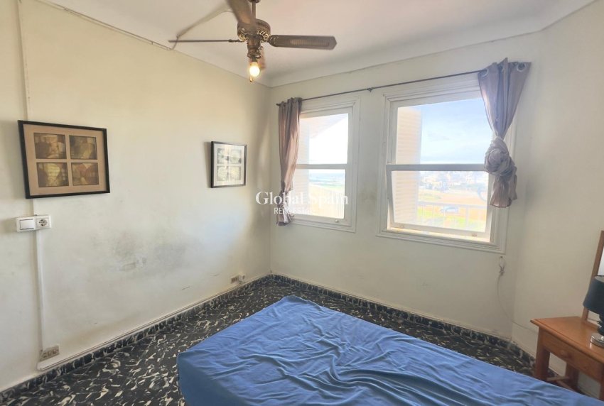 Wederverkoop - APPARTEMENT -
TORREVIEJA - Zona Los Frutales