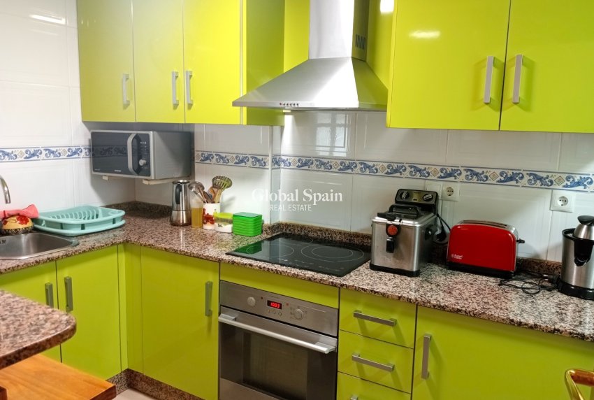 Wederverkoop - Appartement -
VILLAJOYOSA - Cala de Villajoyosa