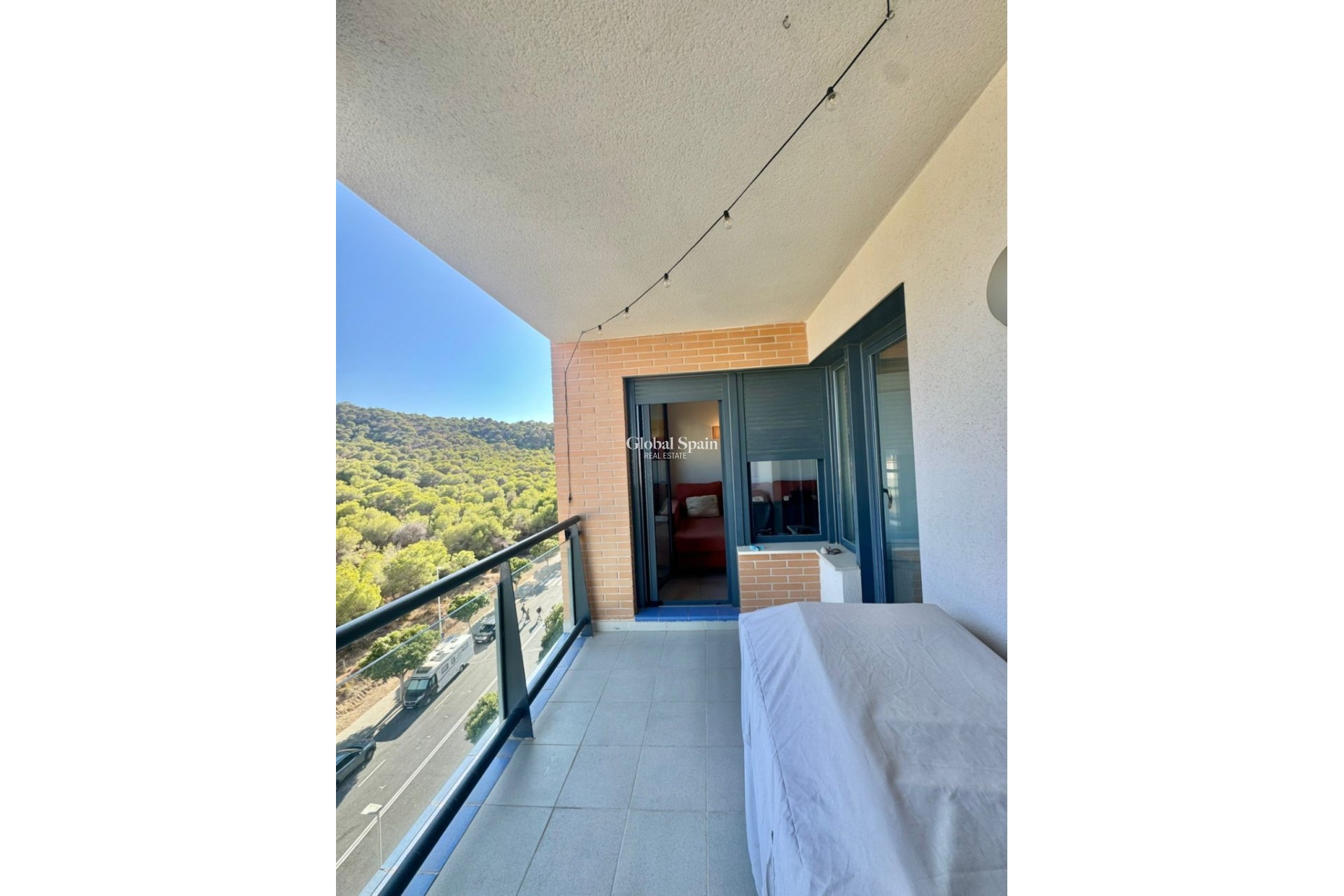 Wederverkoop - APPARTEMENT -
VILLAJOYOSA - Costa Blanca