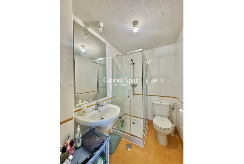 Wederverkoop - APPARTEMENT -
VILLAJOYOSA - Costa Blanca