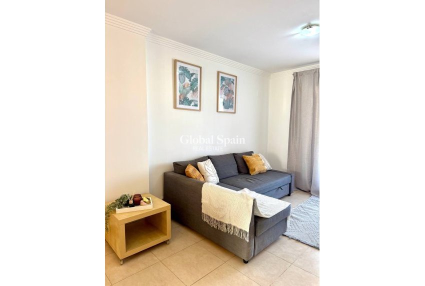 Wederverkoop - APPARTEMENT -
VILLAJOYOSA - Costa Blanca