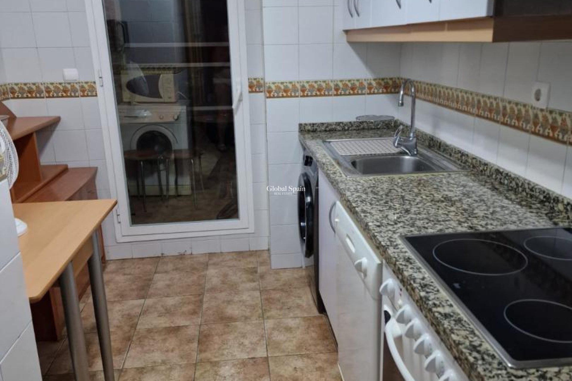 Wederverkoop - APPARTEMENT -
VILLAJOYOSA - Costa Blanca