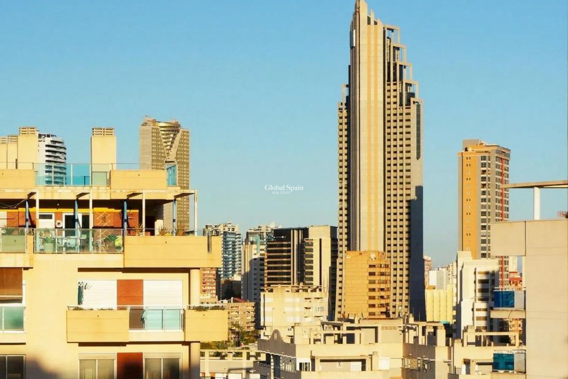 Wederverkoop - APPARTEMENT -
VILLAJOYOSA - Costa Blanca