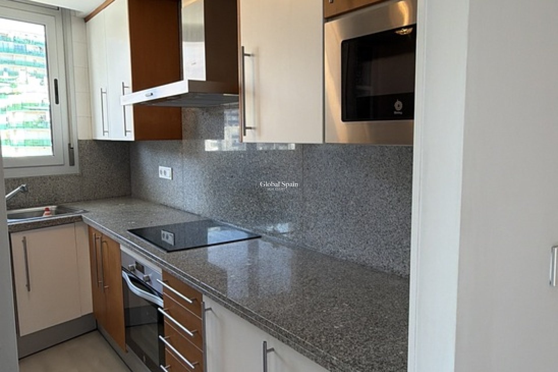 Wederverkoop - APPARTEMENT -
VILLAJOYOSA - Finestrat