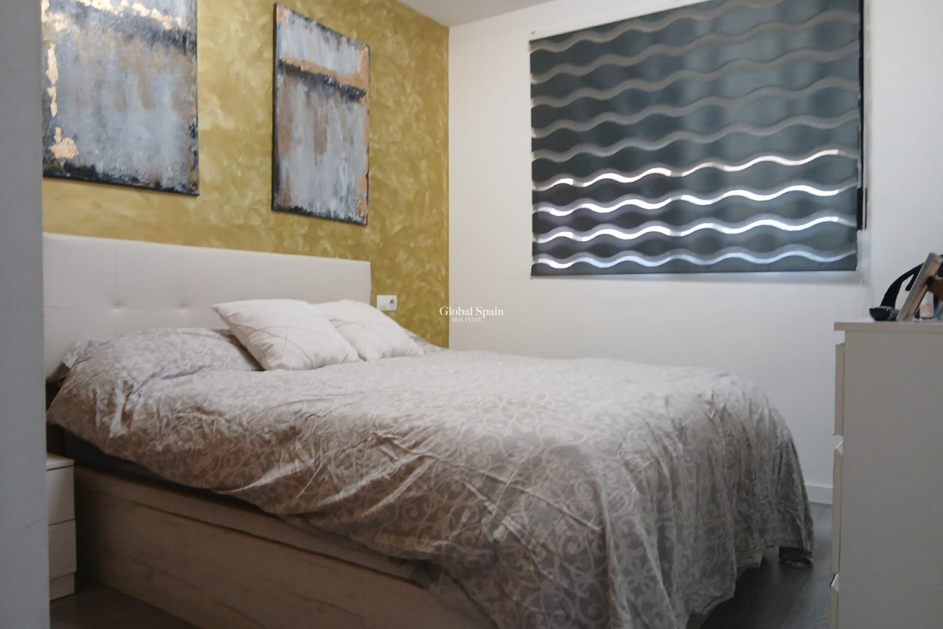 Wederverkoop - APPARTEMENT -
VILLAJOYOSA - Villajoyosa