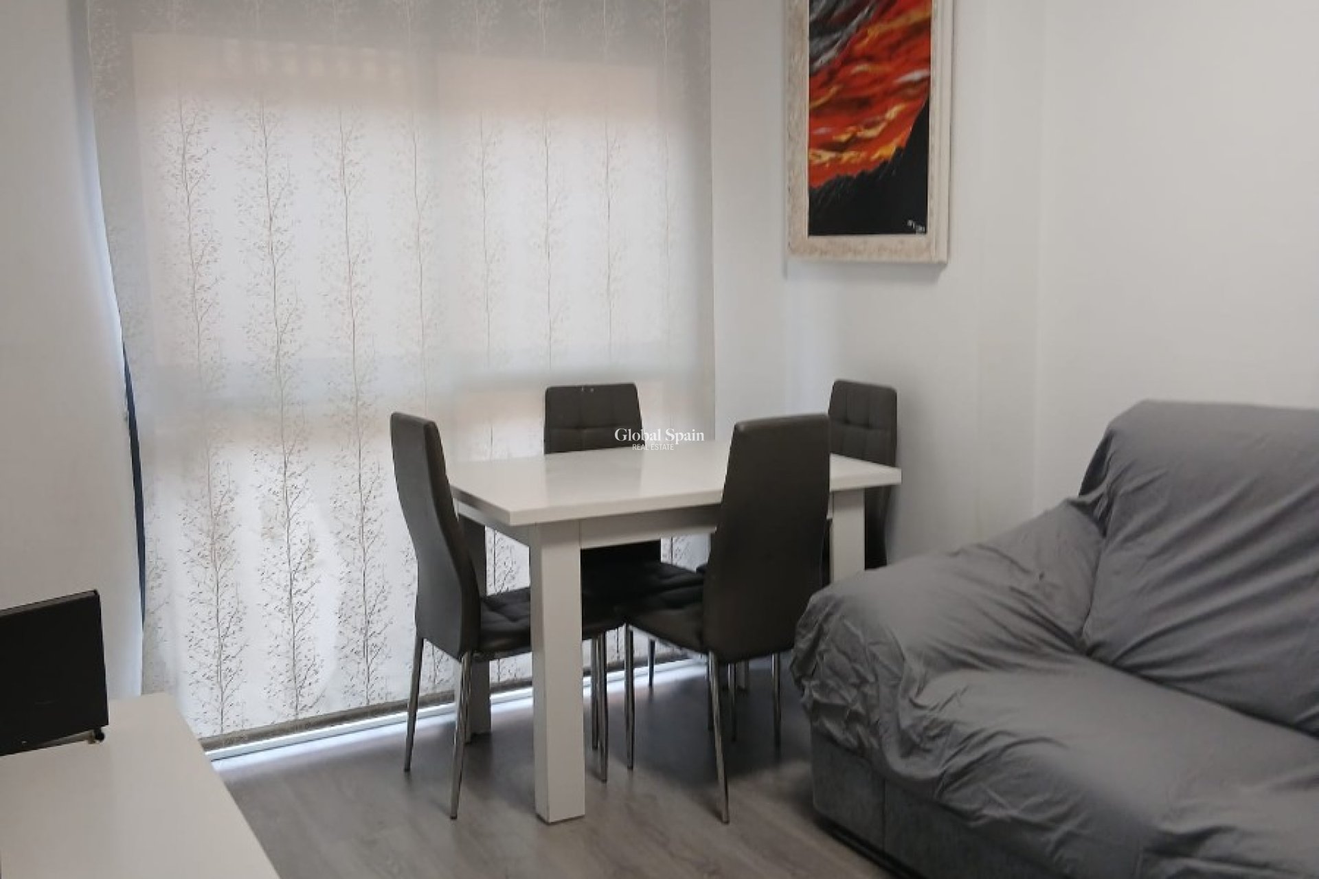 Wederverkoop - APPARTEMENT -
VILLAJOYOSA - Villajoyosa