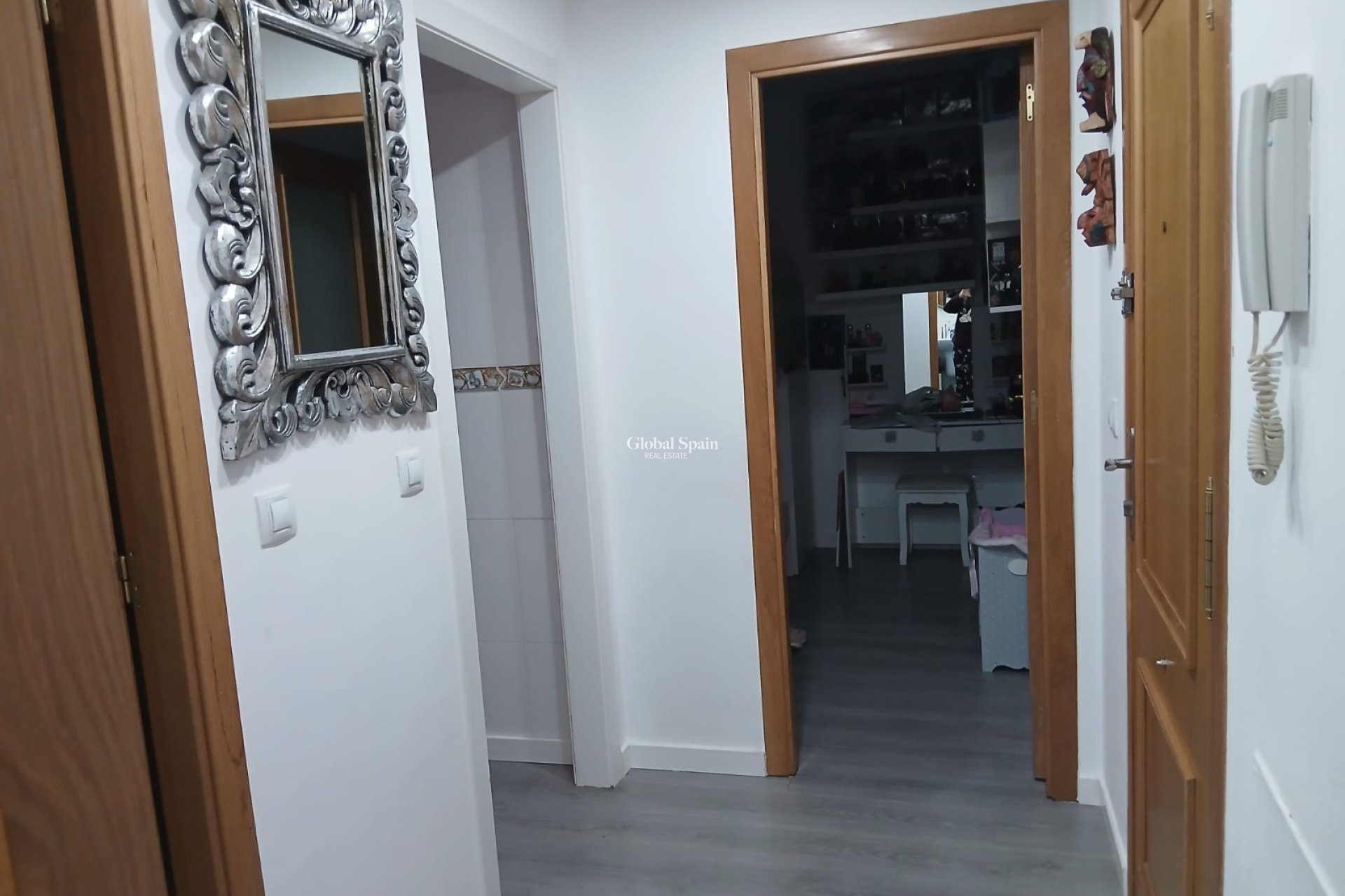 Wederverkoop - APPARTEMENT -
VILLAJOYOSA - Villajoyosa