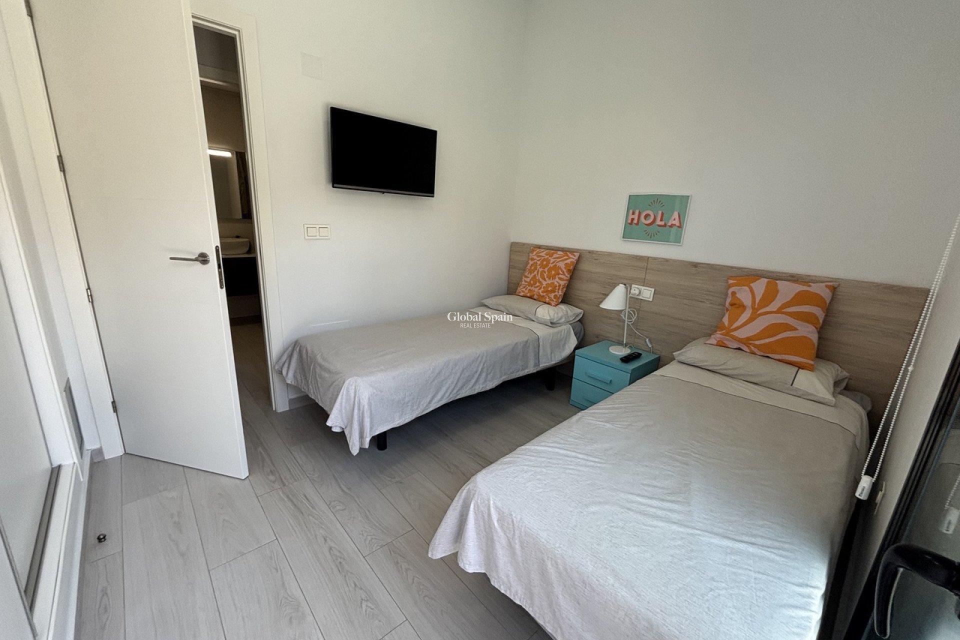 Wederverkoop - APPARTEMENT -
VILLAMARTÍN - Costa Blanca