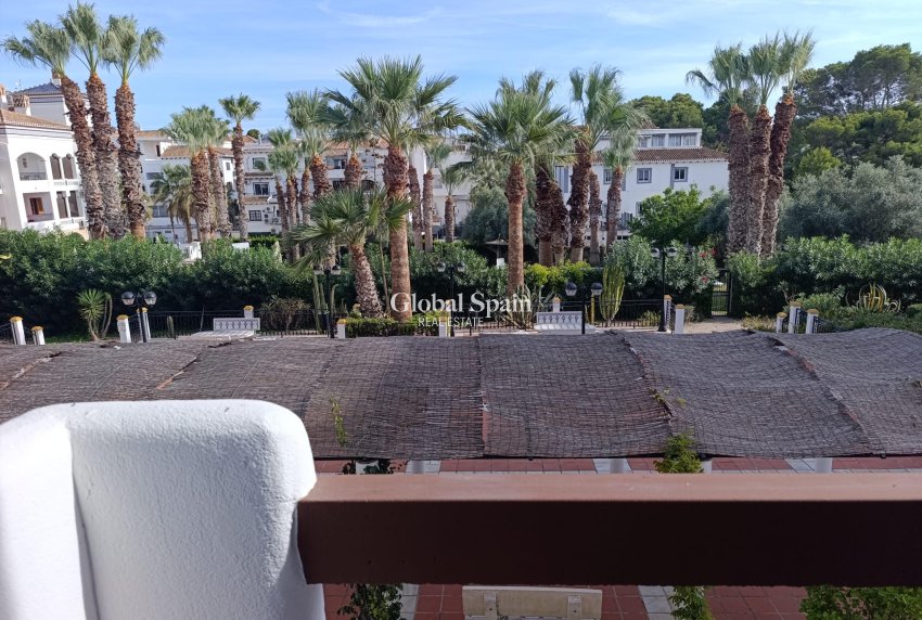 Wederverkoop - APPARTEMENT -
VILLAMARTÍN - Costa Blanca