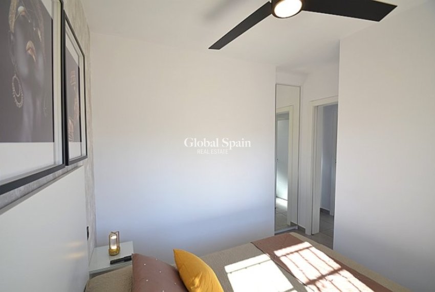 Wederverkoop - APPARTEMENT -
VILLAMARTÍN - Costa Blanca