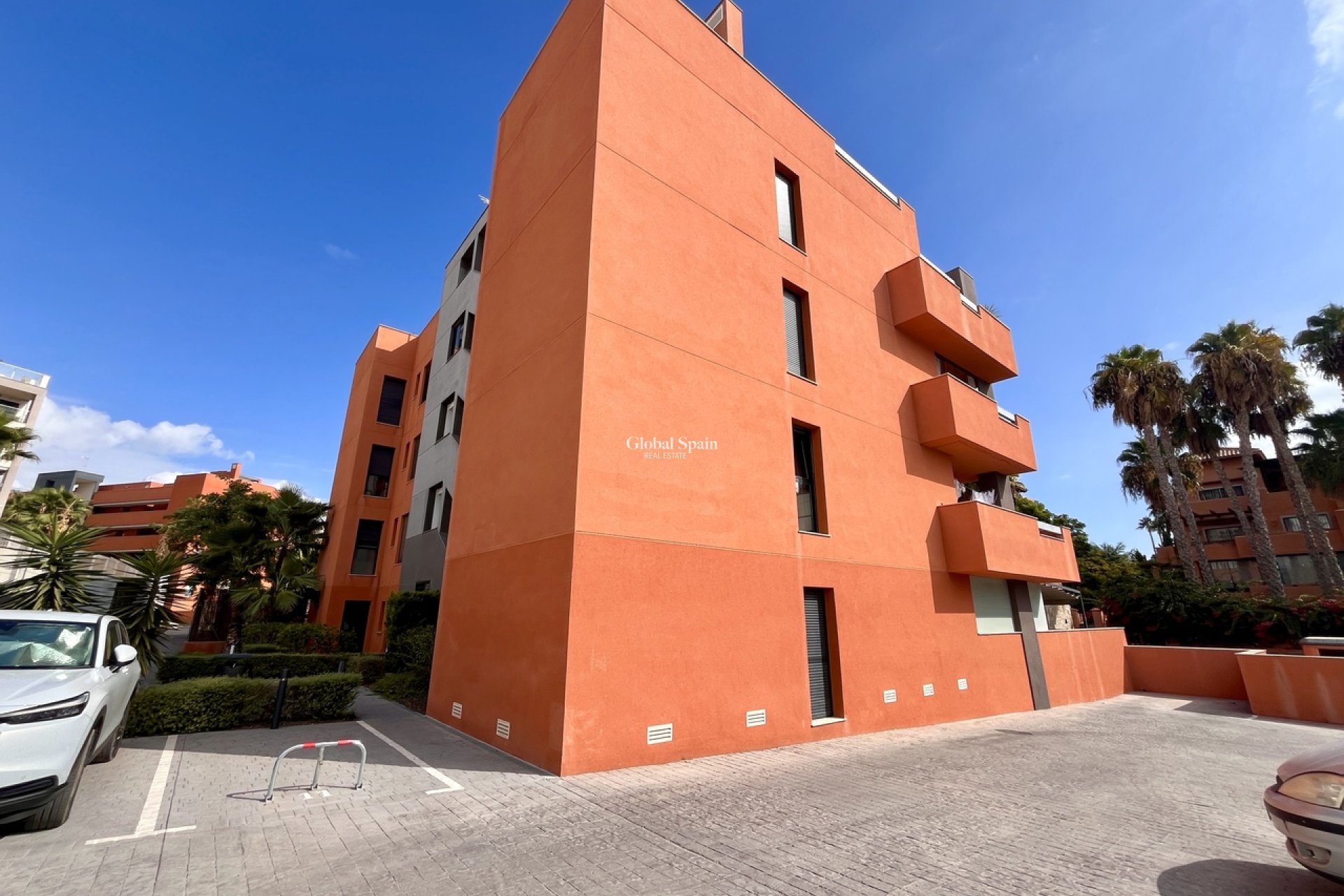 Wederverkoop - APPARTEMENT -
VILLAMARTÍN - Costa Blanca