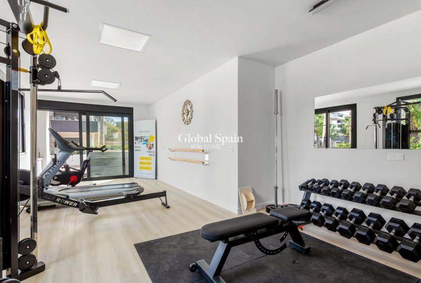 Wederverkoop - APPARTEMENT -
VILLAMARTÍN - Costa Blanca