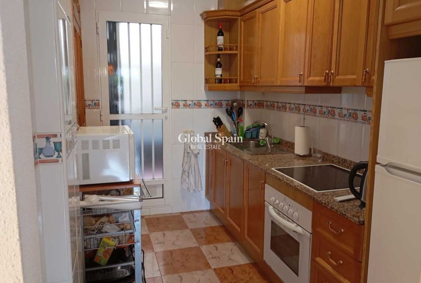 Wederverkoop - APPARTEMENT -
VILLAMARTÍN - Costa Blanca