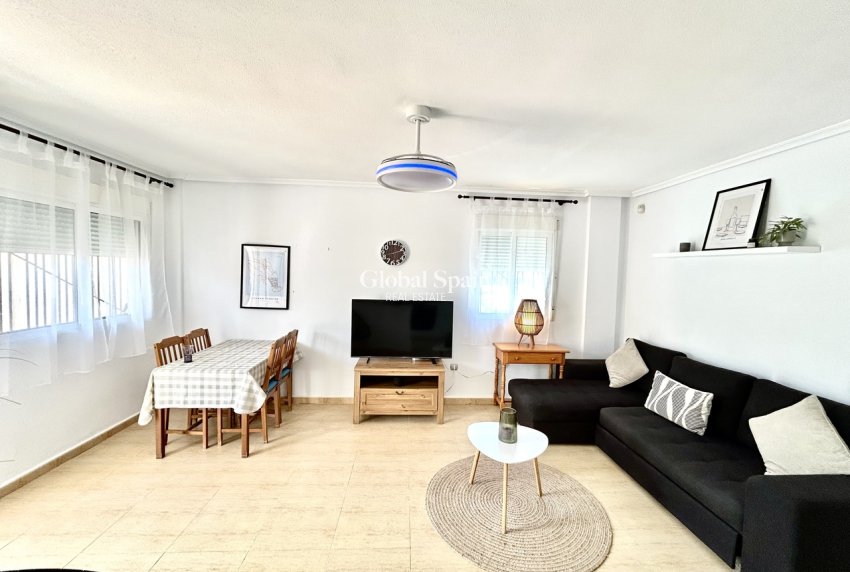 Wederverkoop - APPARTEMENT -
VILLAMARTÍN - Costa Blanca