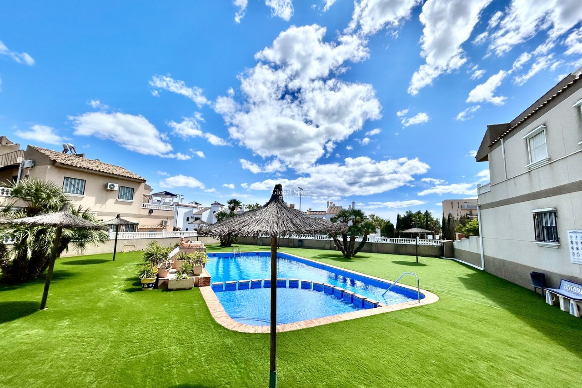 Wederverkoop - APPARTEMENT -
VILLAMARTÍN - Costa Blanca