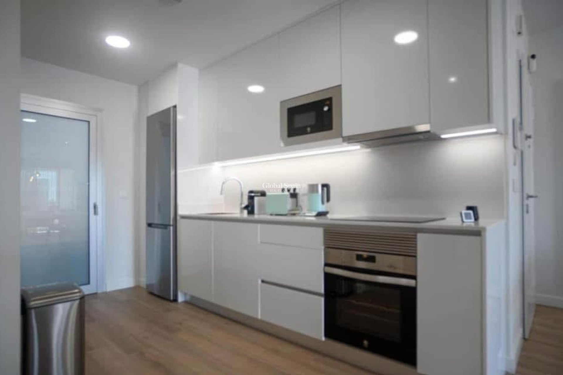 Wederverkoop - APPARTEMENT -
VILLAMARTÍN - Costa Blanca