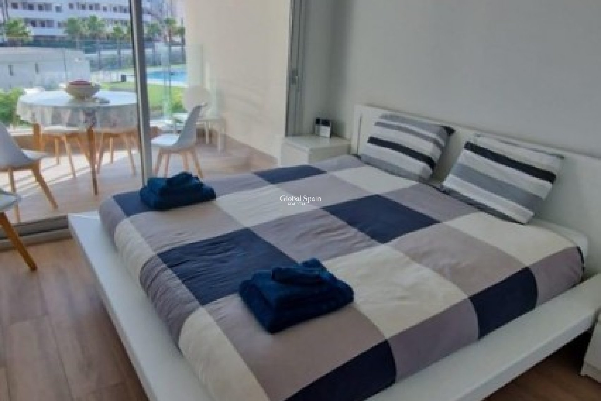 Wederverkoop - APPARTEMENT -
VILLAMARTÍN - Costa Blanca
