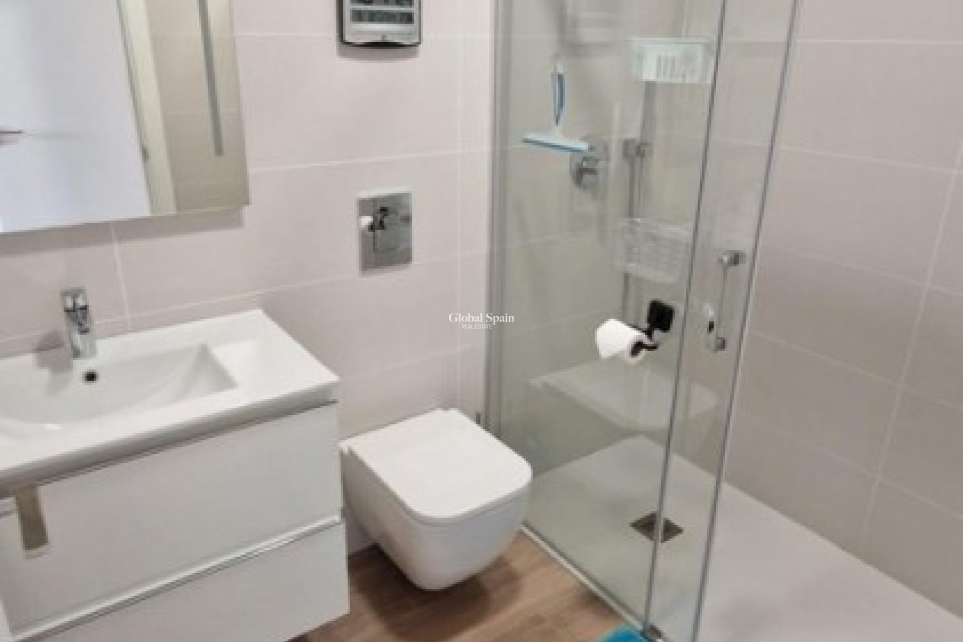 Wederverkoop - APPARTEMENT -
VILLAMARTÍN - Costa Blanca