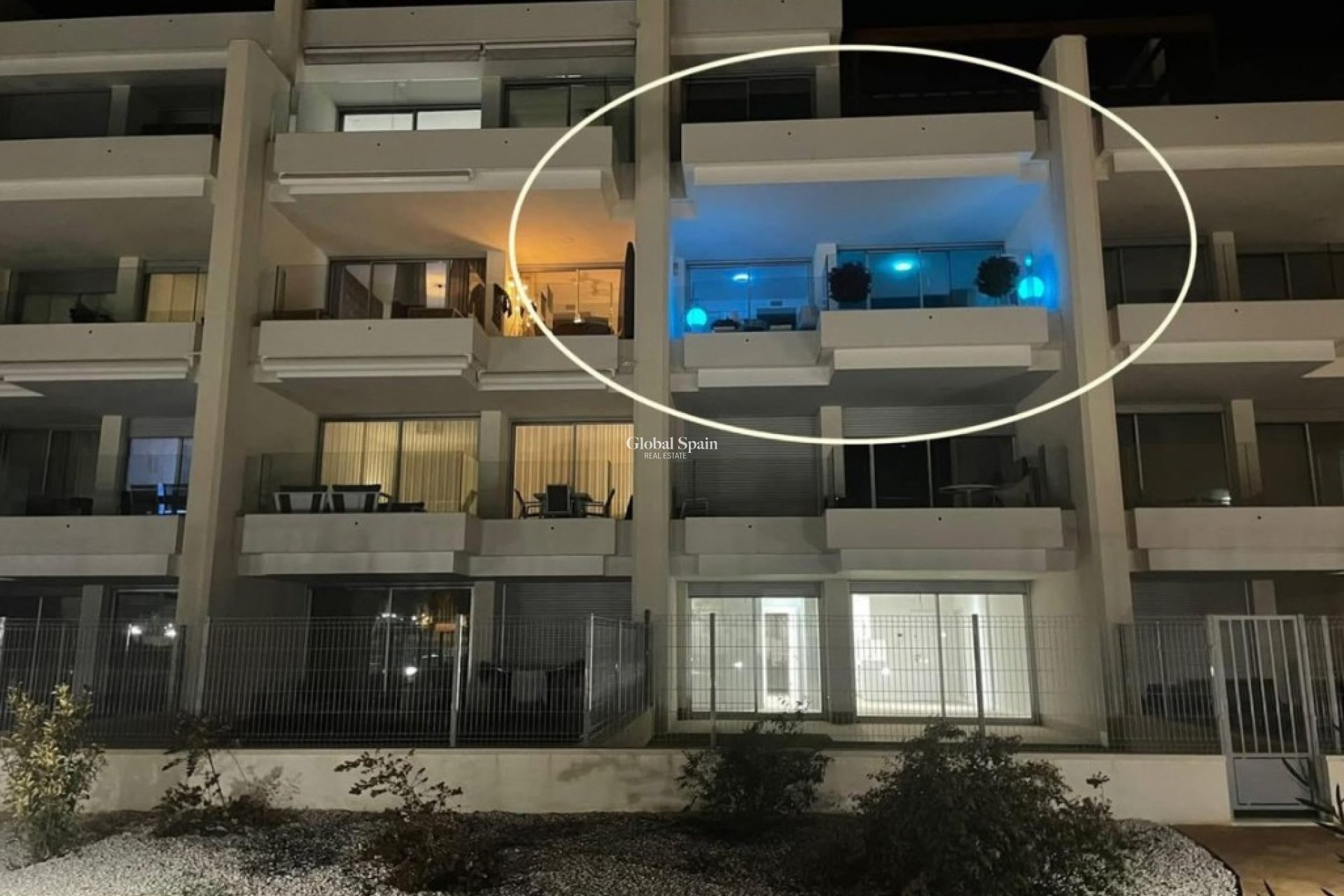 Wederverkoop - APPARTEMENT -
VILLAMARTÍN - Costa Blanca