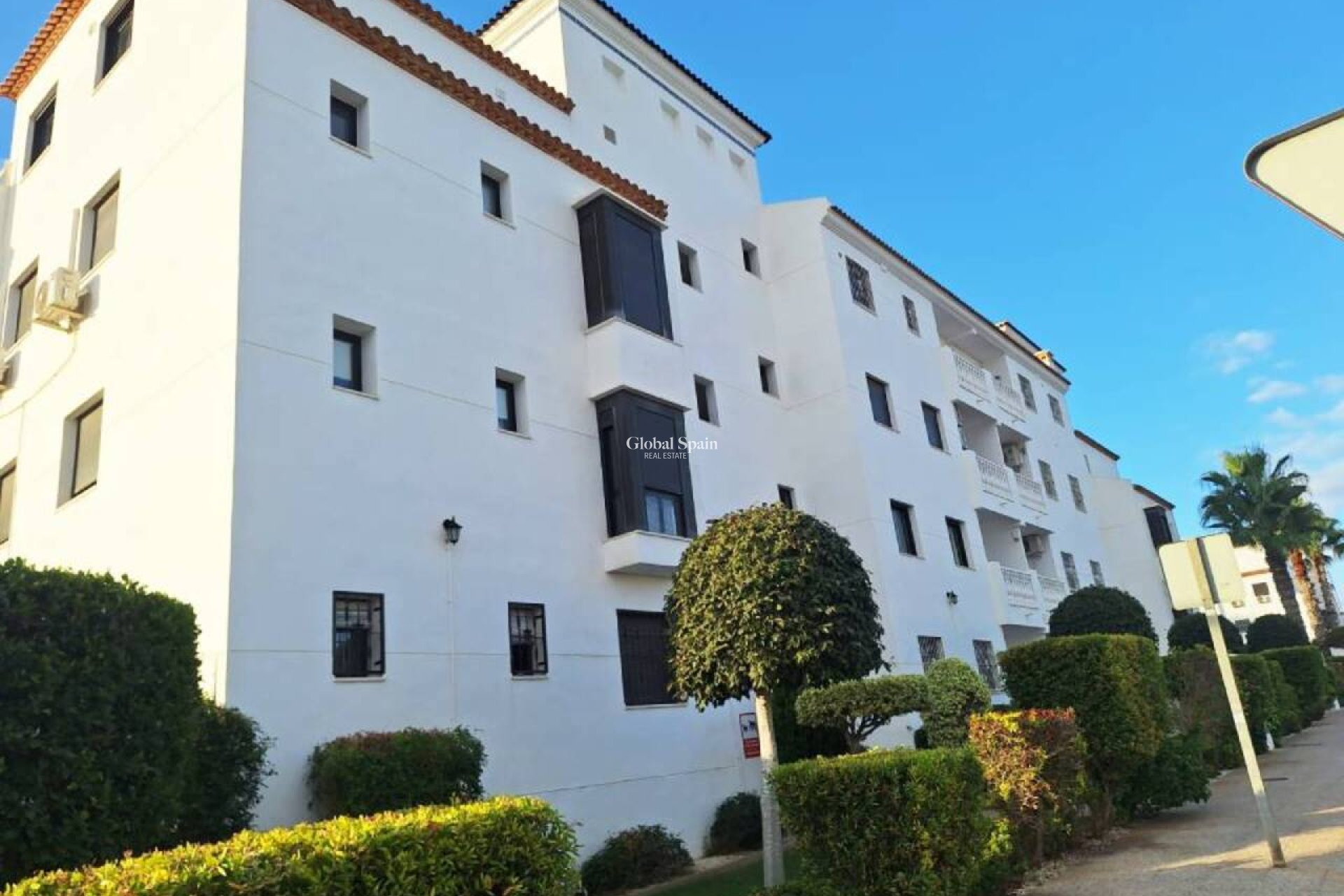 Wederverkoop - APPARTEMENT -
VILLAMARTÍN - Costa Blanca