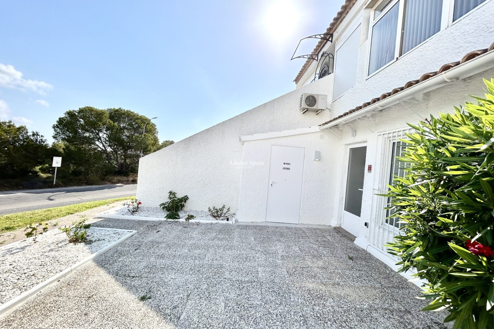 Wederverkoop - APPARTEMENT -
VILLAMARTÍN - Costa Blanca