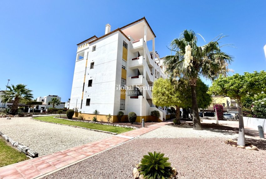 Wederverkoop - APPARTEMENT -
VILLAMARTÍN - Costa Blanca