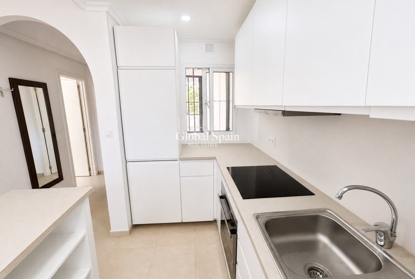 Wederverkoop - APPARTEMENT -
VILLAMARTÍN - Costa Blanca