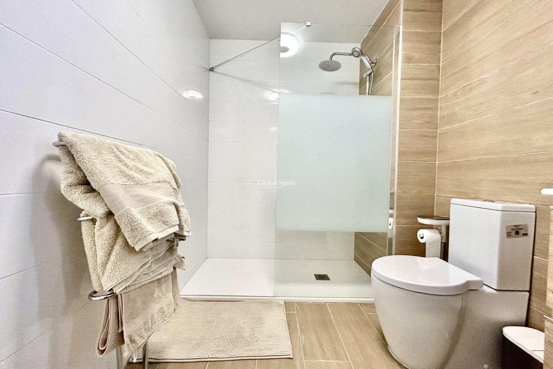 Wederverkoop - APPARTEMENT -
VILLAMARTÍN - Costa Blanca