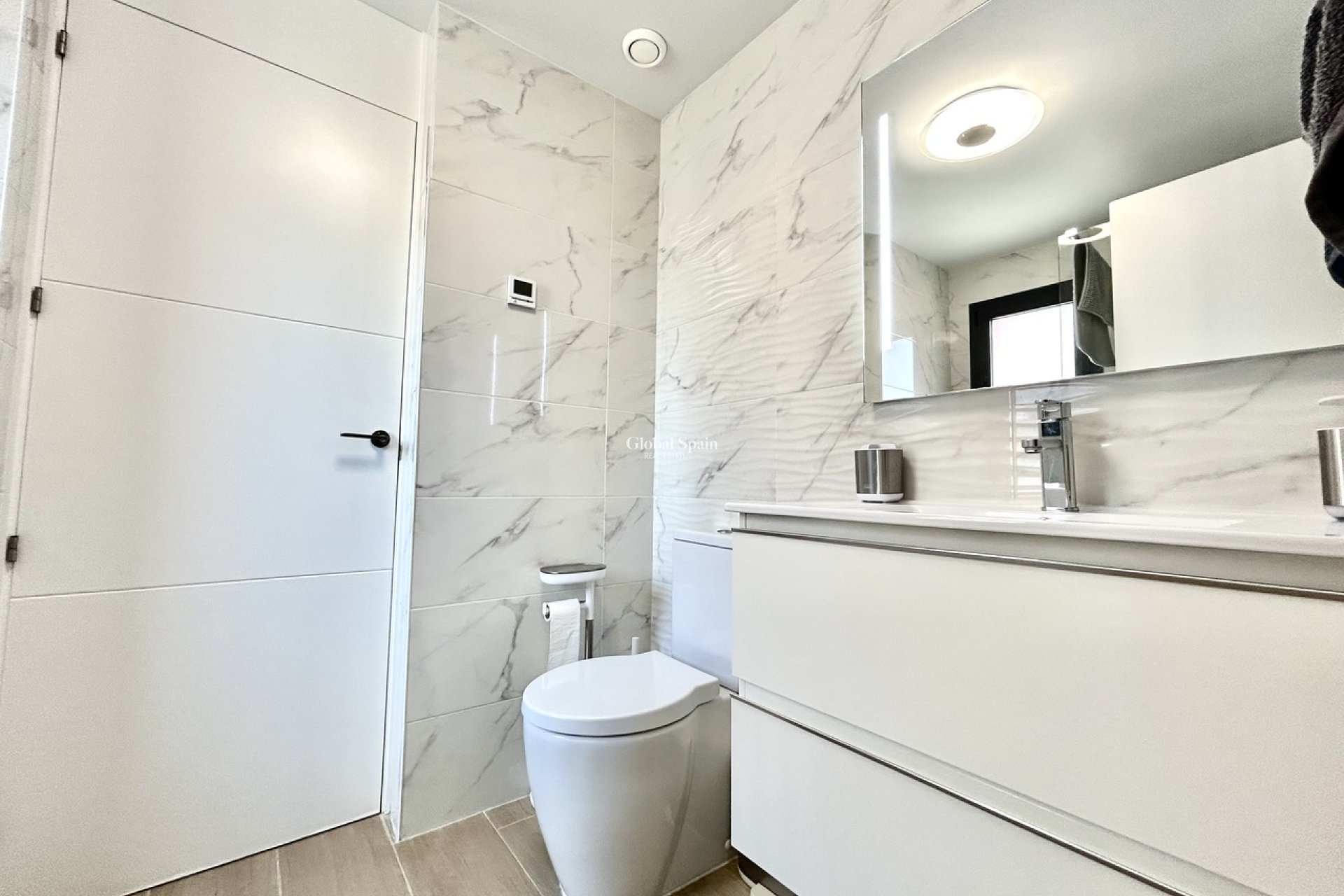 Wederverkoop - APPARTEMENT -
VILLAMARTÍN - Costa Blanca