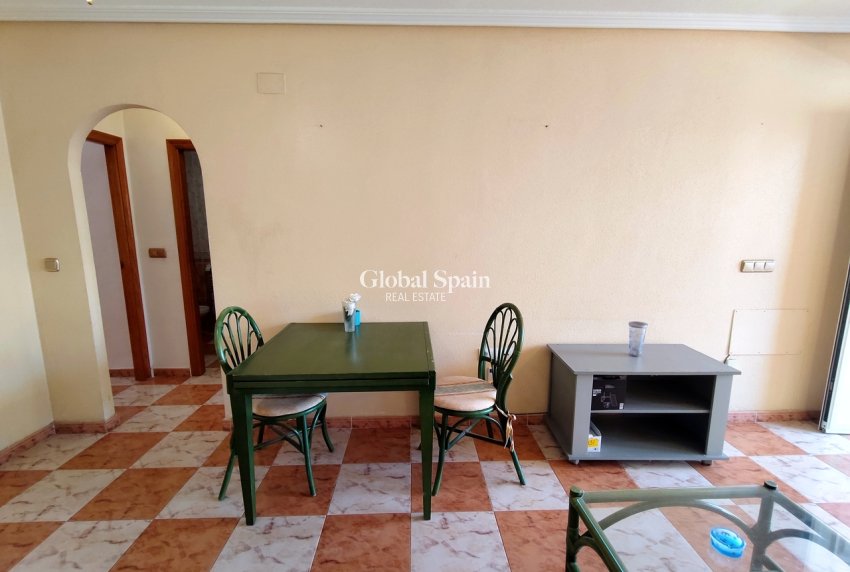 Wederverkoop - APPARTEMENT -
VILLAMARTÍN - Costa Blanca