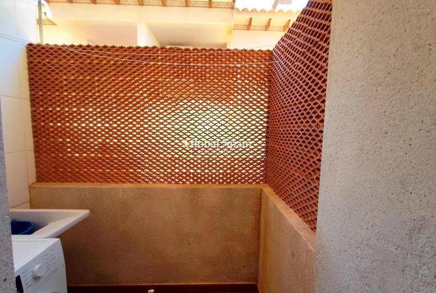 Wederverkoop - APPARTEMENT -
VILLAMARTÍN - Costa Blanca