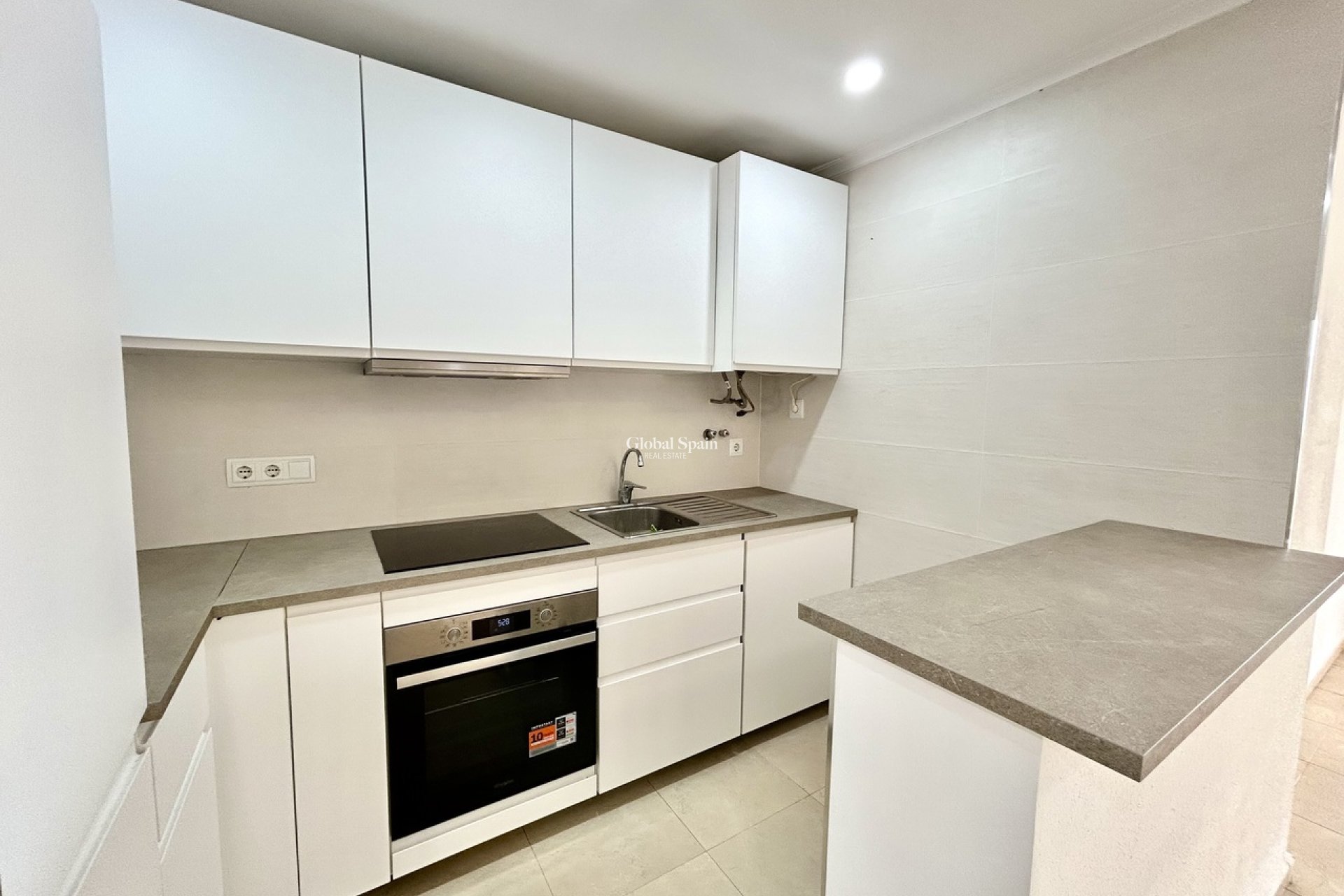 Wederverkoop - APPARTEMENT -
VILLAMARTÍN - Costa Blanca