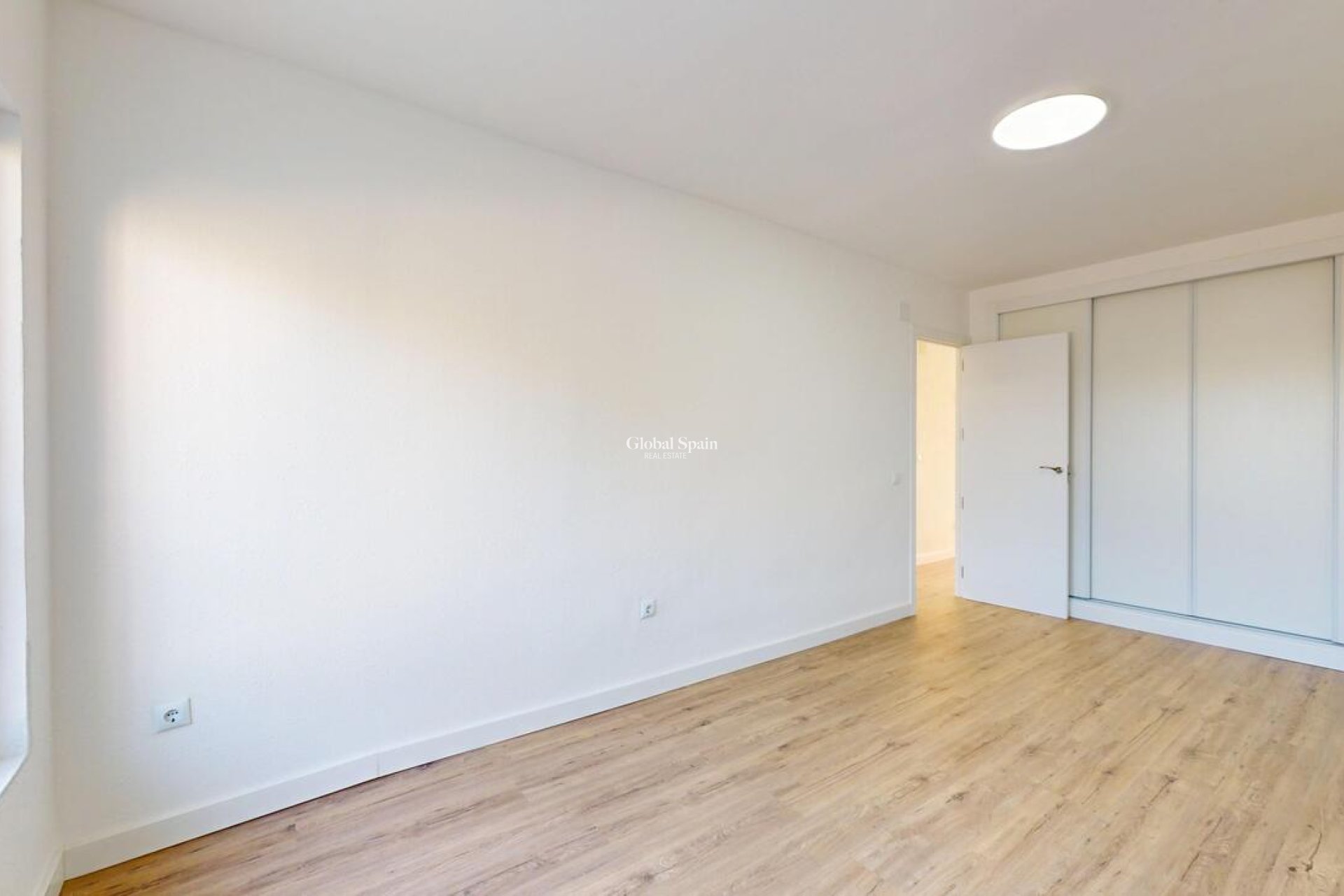 Wederverkoop - APPARTEMENT -
VILLAMARTÍN - Costa Blanca