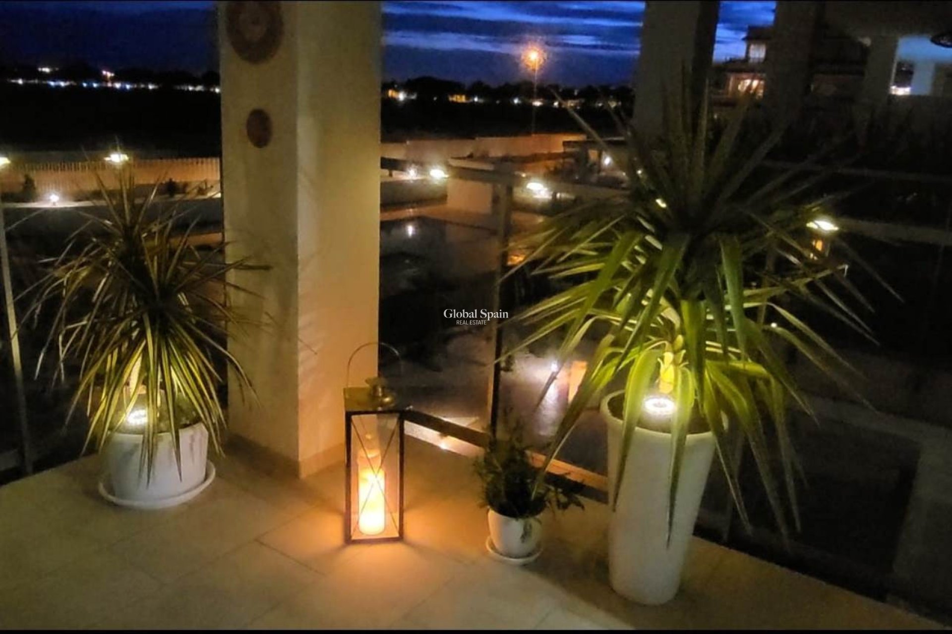 Wederverkoop - APPARTEMENT -
VILLAMARTÍN - Costa Blanca