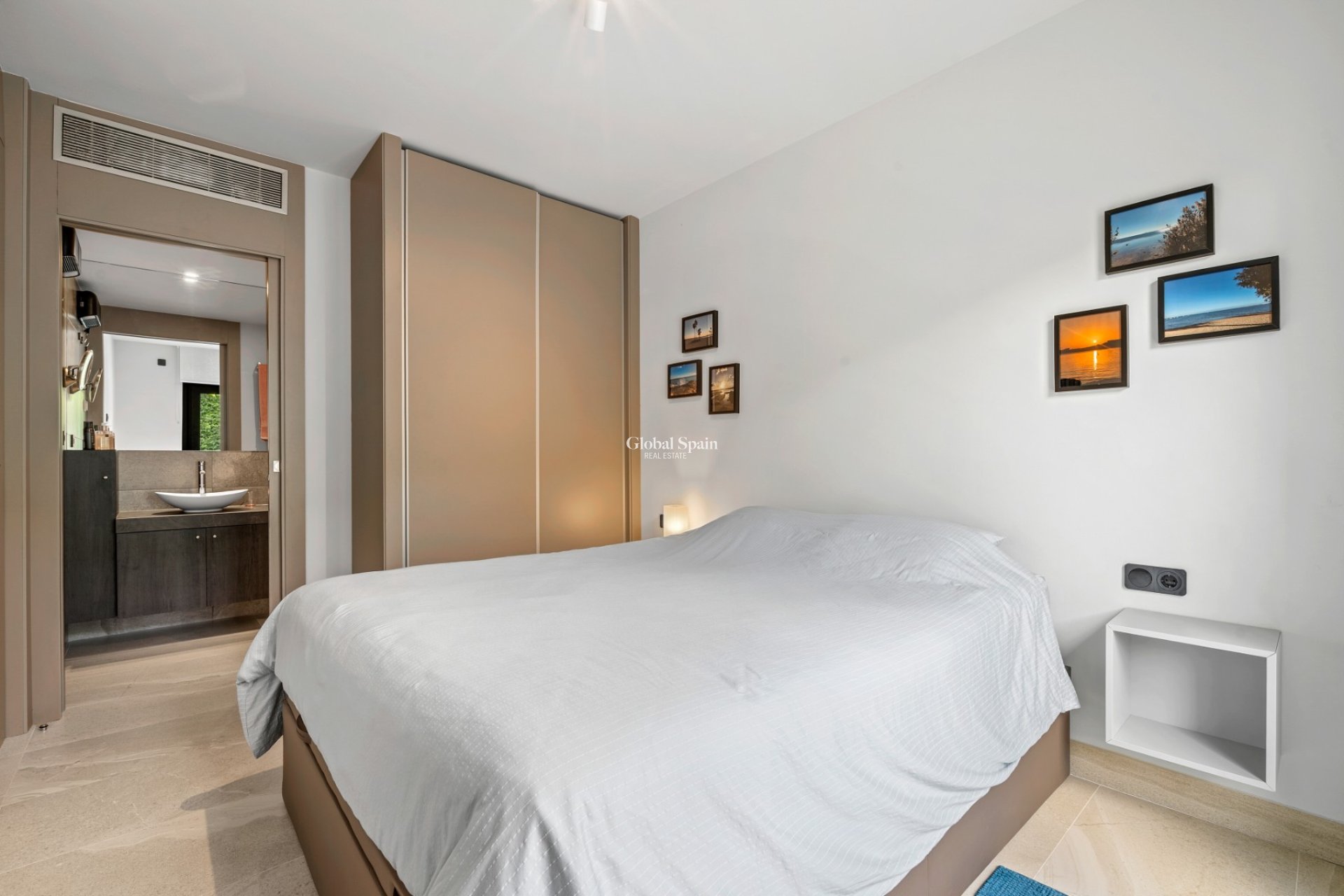 Wederverkoop - APPARTEMENT -
VILLAMARTÍN - Costa Blanca