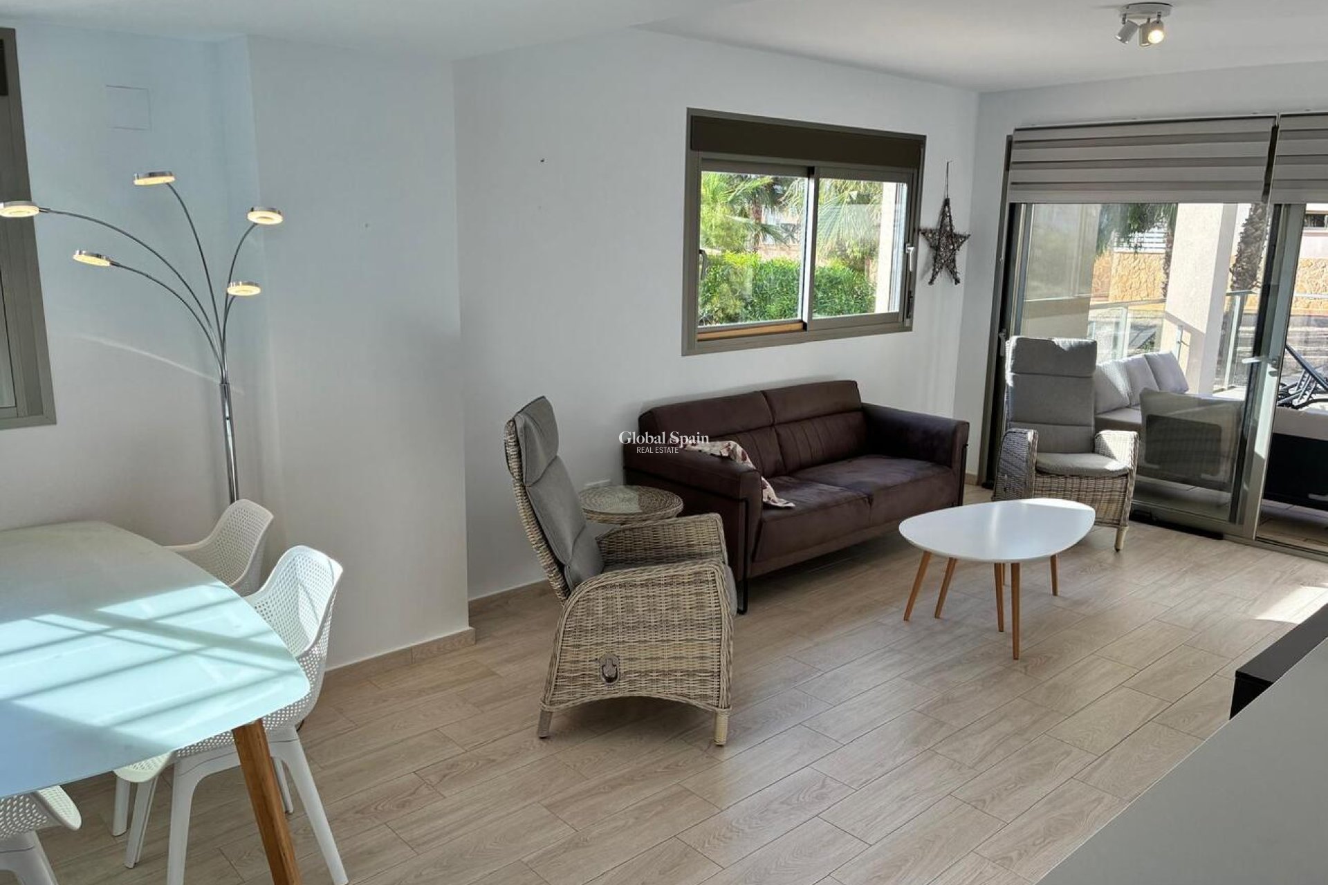 Wederverkoop - APPARTEMENT -
VILLAMARTÍN