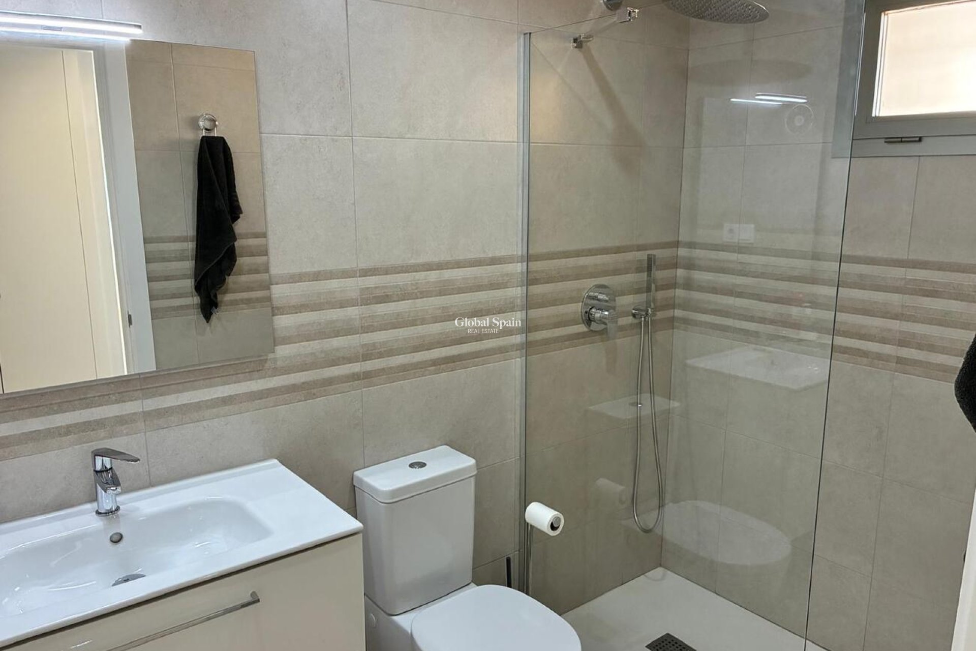 Wederverkoop - APPARTEMENT -
VILLAMARTÍN