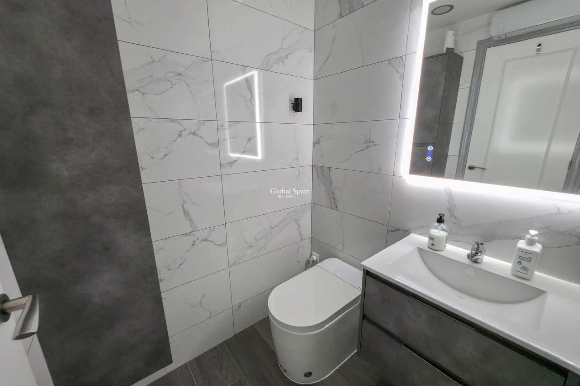 Wederverkoop - APPARTEMENT -
VISTABELLA GOLF  - Inland