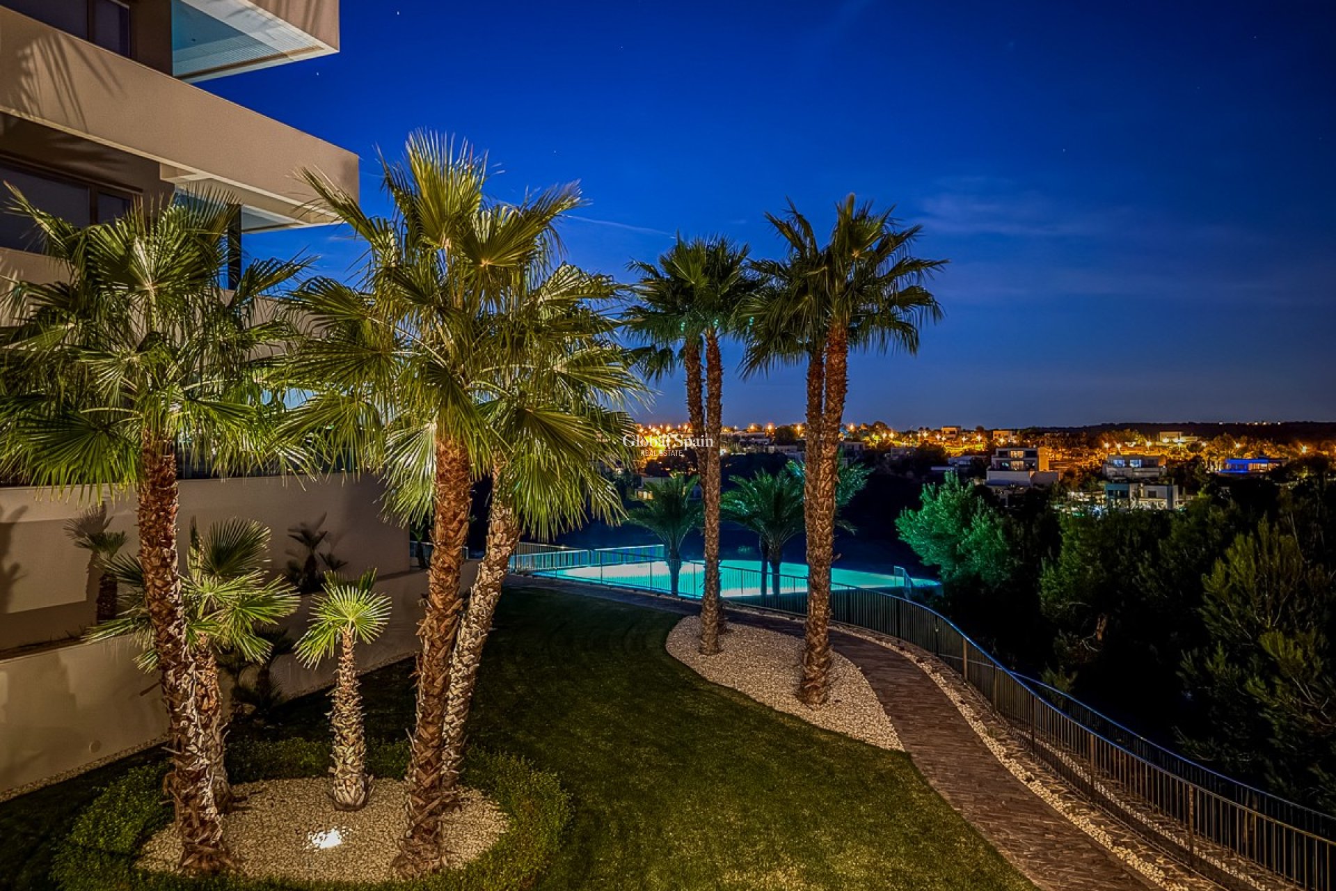 Wederverkoop - Begane grond -
LAS COLINAS GOLF RESORT